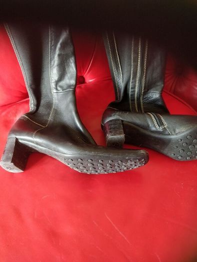 Ladies boots