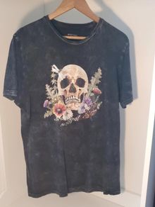 Skull T-Shirt Adult Halloween