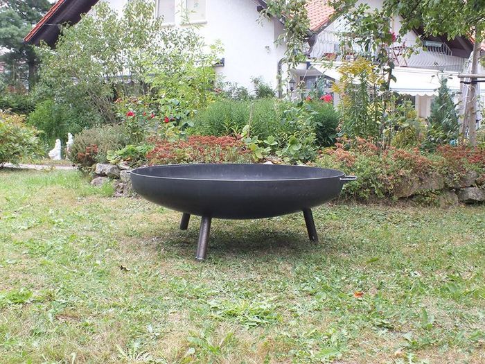Large Round Fire Pit Bowl 80cm..free Nationwide Delivery