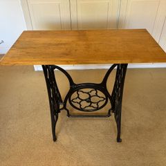 Vintage "Singer" table