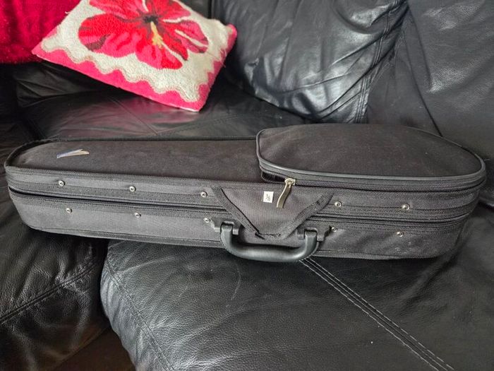 Child's violin Swords Co Dublin reduced to 60 euro