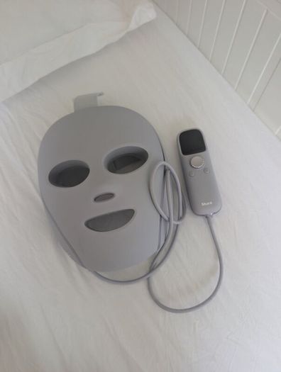 Shark Cryglo LED Mask
