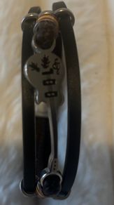 Men's leather guitar bangle