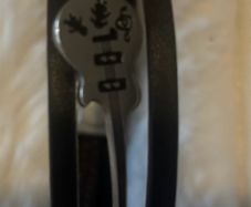 Men's leather guitar bangle