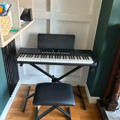 kids piano - like new