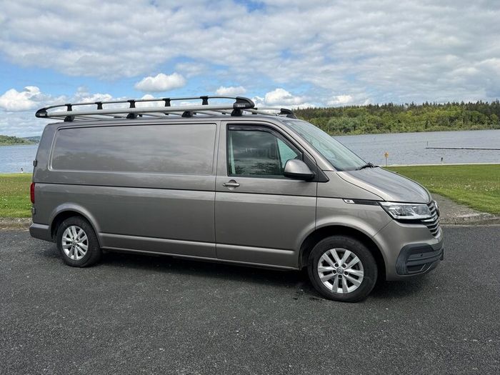 Volkswagon Transporter LWB 2023 Highline