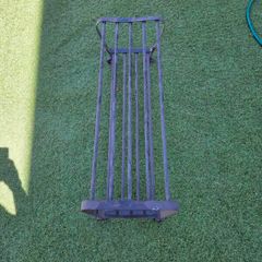 metal shoe stand