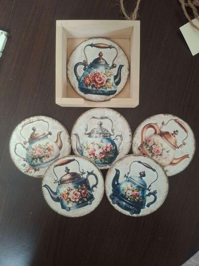 Set of 6 Wooden Coasters in a Box