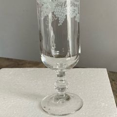 Stemmed glass