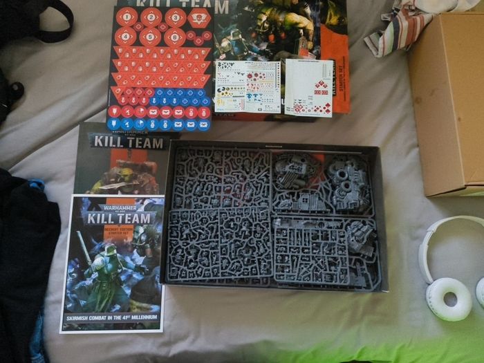 Warhammer 40k Kill Team Starter Set: Orks v Krieg
