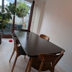 Dining table and 4 chairs