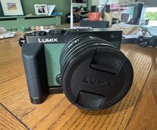 Lumix S9 with 18-40mm lens