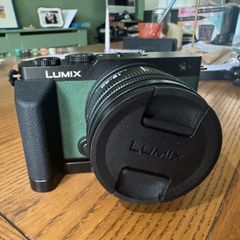 Lumix S9 with 18-40mm lens