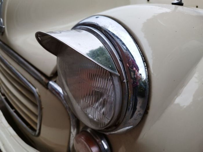 Morris Minor Traveller 1969