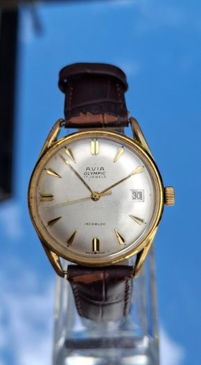 Vintage SWISS Watch AVIA Olympic 17 Jewels Working