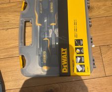 dewalt