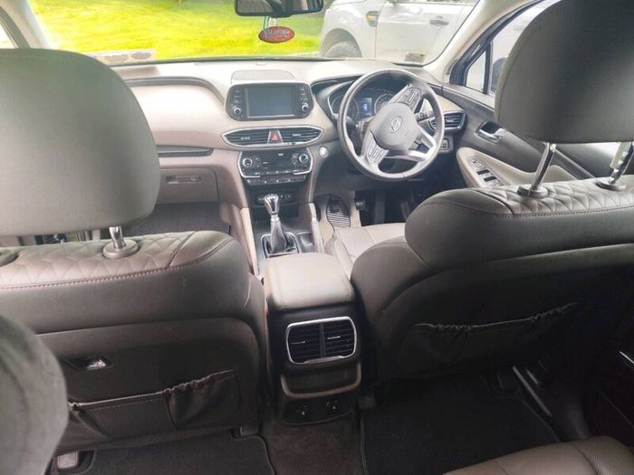 Hyundai Santa Fe HTRAC, 7 seater, diesel
