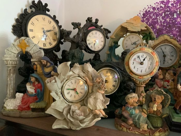 Clock, figures, Display Cabinet