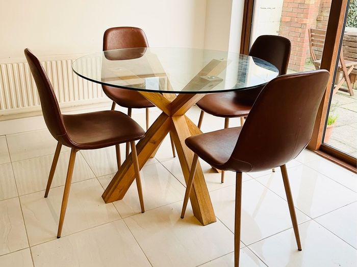 Modern Round Glass Dining Table