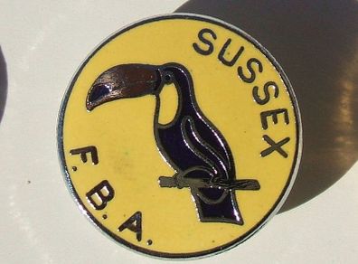 SUSSEX FBA - Sussex Foreign Bird Association membership enamel badge (c.1960's). Scarce.