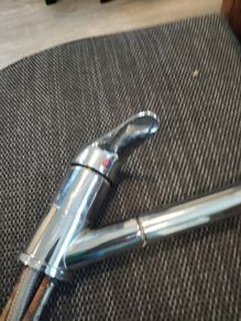 Kitchen mixer taps