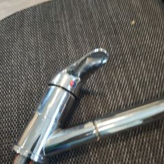 Kitchen mixer taps