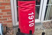boxing bag 1910 wall bracket