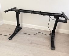 IKEA UPPSPEL Gaming electric sit/stand desk underframe