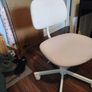 desk chair Image 2