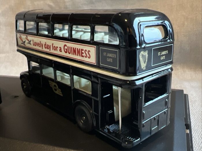 Guinness Routemaster, diecast Dublin Bus