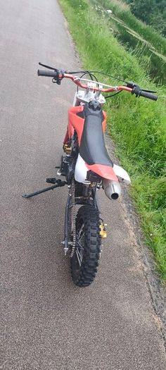 125 cc 4 stroke pitbike