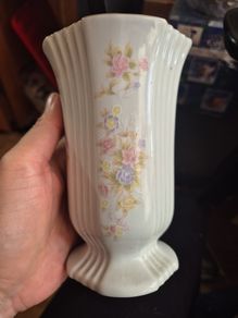 Vintage Quality Porcelain Vase