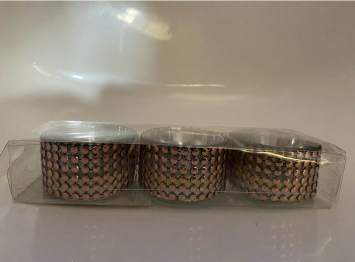 3 Decorative T light holders