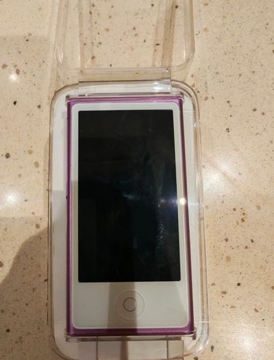 iPod Nano 7th Gen, 16GB