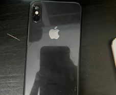 iPhone Xs