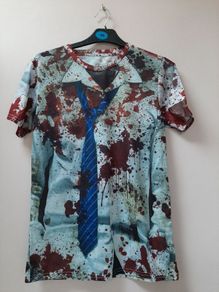 New holiday teeshirt L with tag