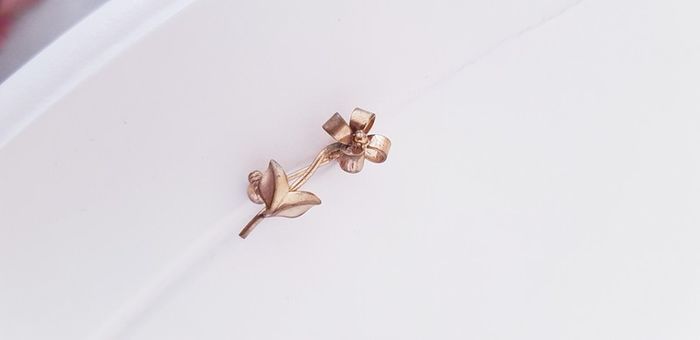 Rustic Flower Brooch