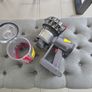 Dyson v7 hoover Image 3
