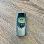 Nokia 8850 Genuine + charger Image 2