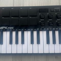 Akai Professional MPK Mini MK3 MIDI Keyboard Controller