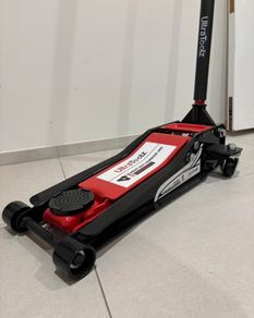 Brand new 4 ton jack