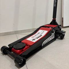 Brand new 4 ton jack