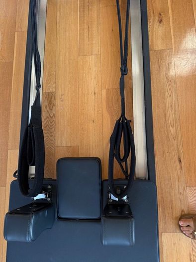 Pilates reformer machine