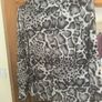 Brand new Tinta Made in Spain long sleeve grey animal print blouse for women size UK14 EU42 Postage included Image 4