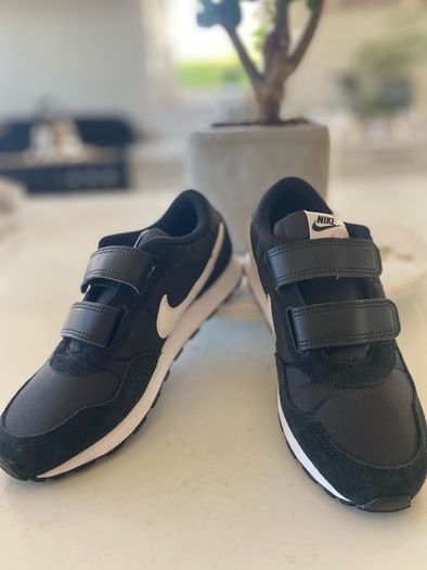 Brand new Nike runners for girls