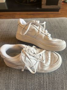 UK 13.5 Nike white trainers