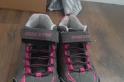 Snow boots size 12 UK