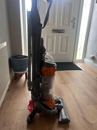 Dyson Ball Hoover - DC25