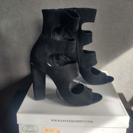 Steve Madden Women's Tawnie Dress Sandals, size 40