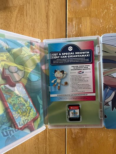 Pokemon Sword w/ steel case